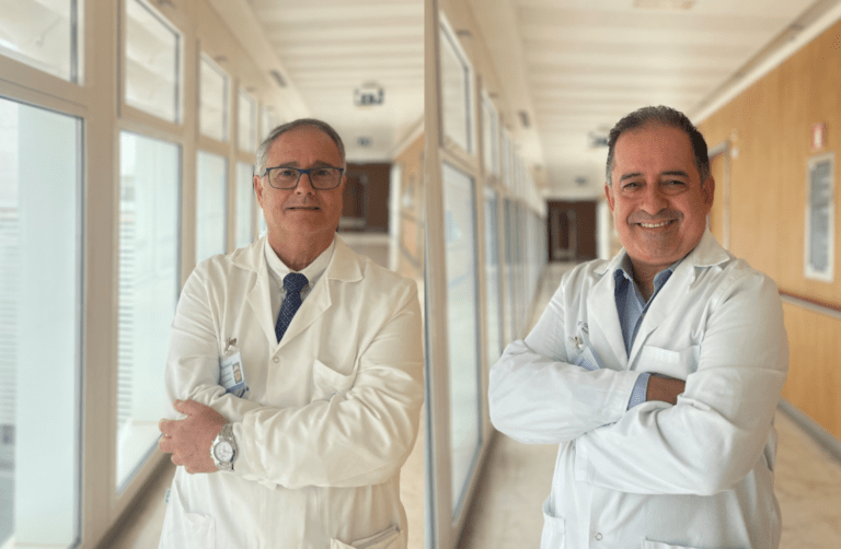 El doctor Rafael Espino y el doctor Andrés Osuna