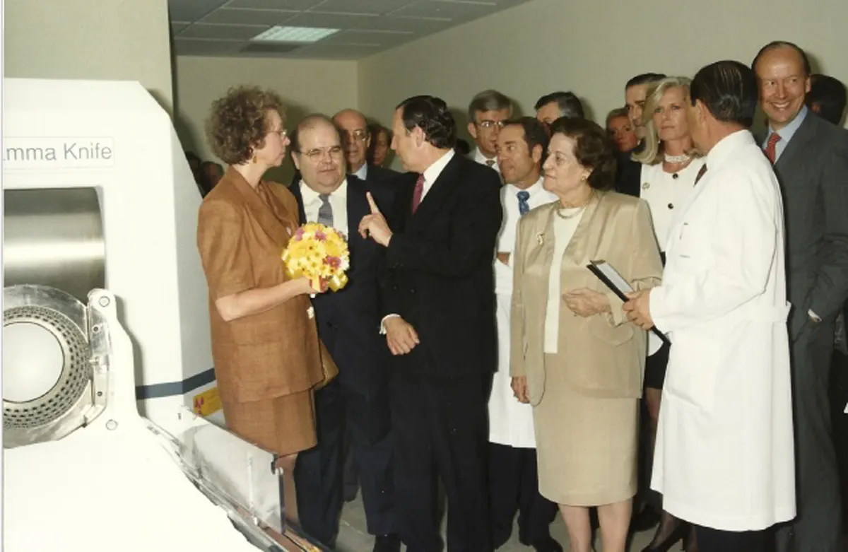 inauguracion 1993 Gamma Knife