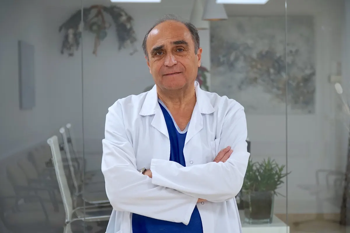 doctor César Canales